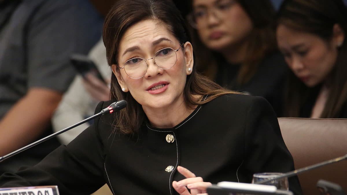 Hontiveros: 2028 polls were among topics in ‘rare lunch’ with opposition