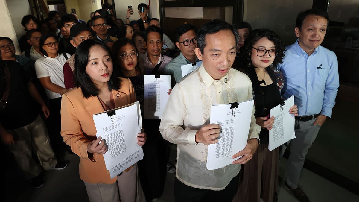 Makabayan wants impeachment complaint in House order of business