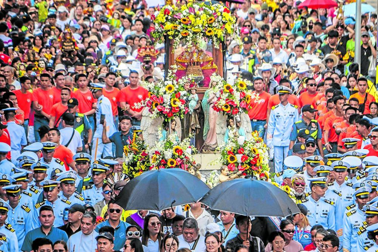 Iloilo deploys over 4,300 responders to aid, secure Dinagyang revelers