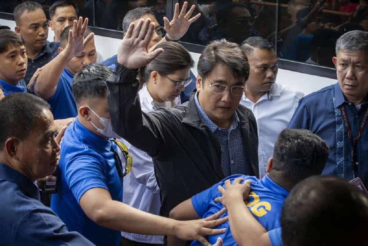 Sandigan defers arraignment of Bong Revilla, 6 others