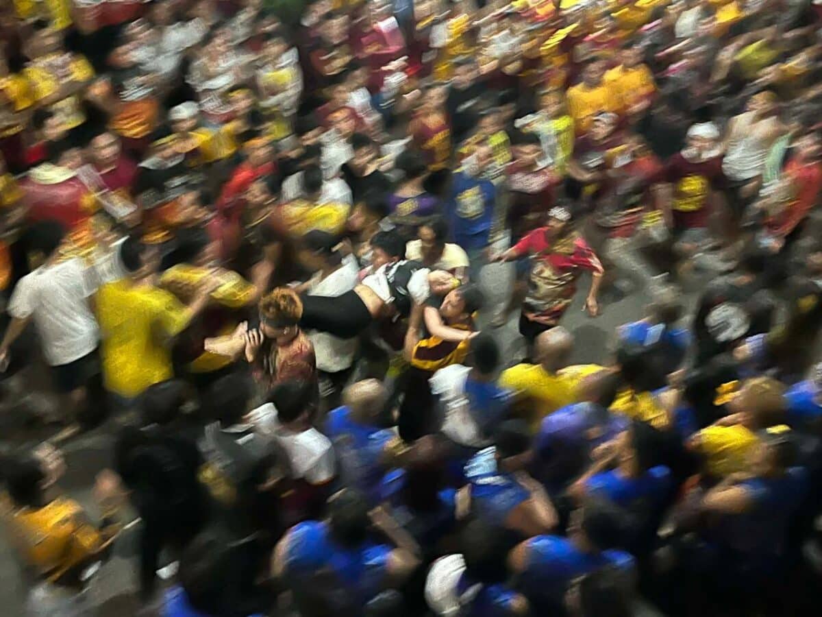 Nazareno 2026: Several devotees faint, attended to amid Traslacion