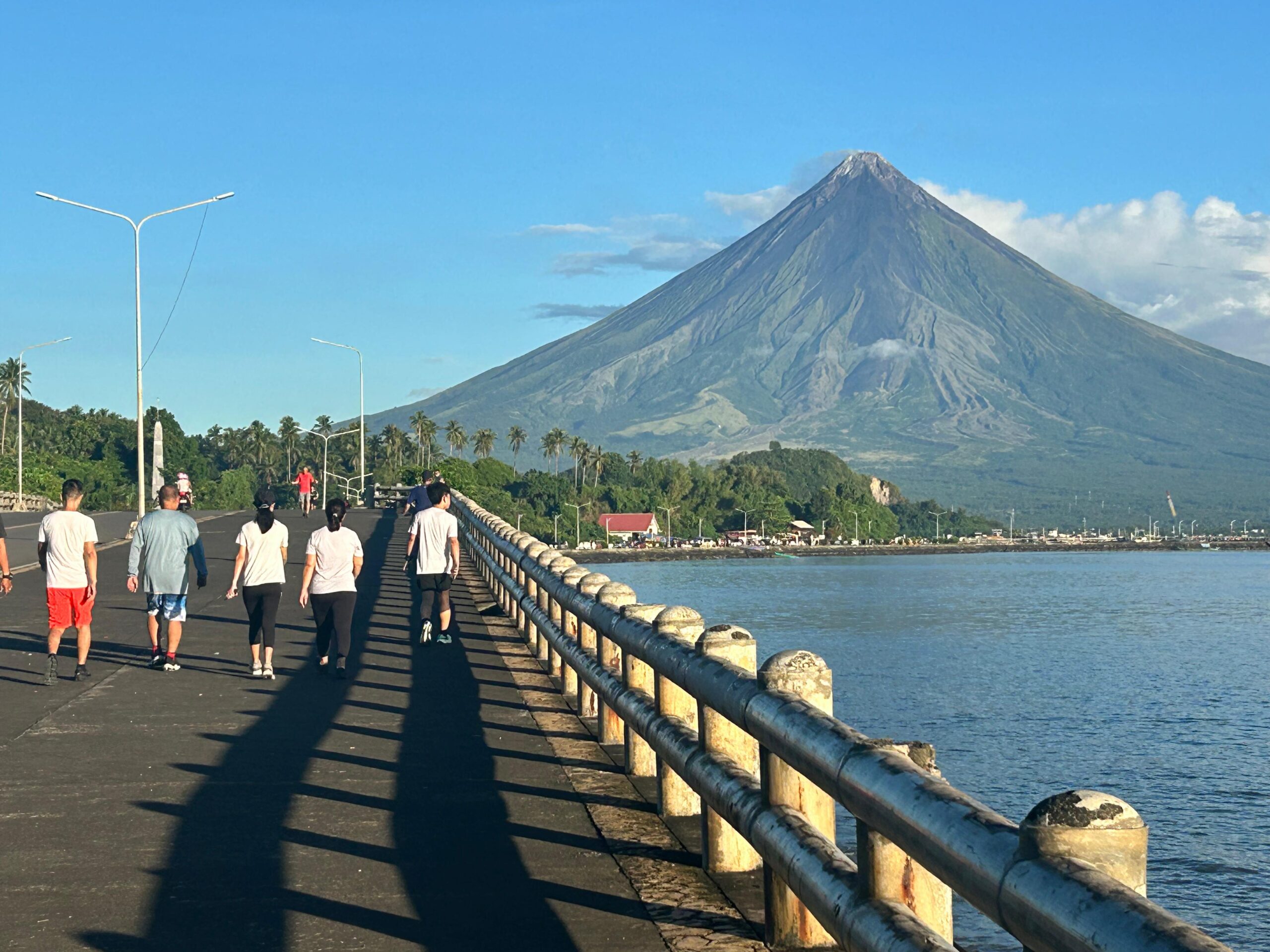 Flight restriction around Mayon Volcano extended until Jan. 4 – Caap