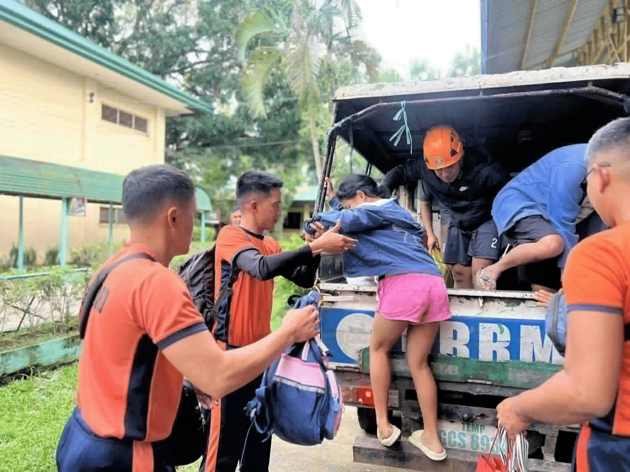 Over 1,000 evacuated in Negros as Basyang sparks Kanlaon lahar threat