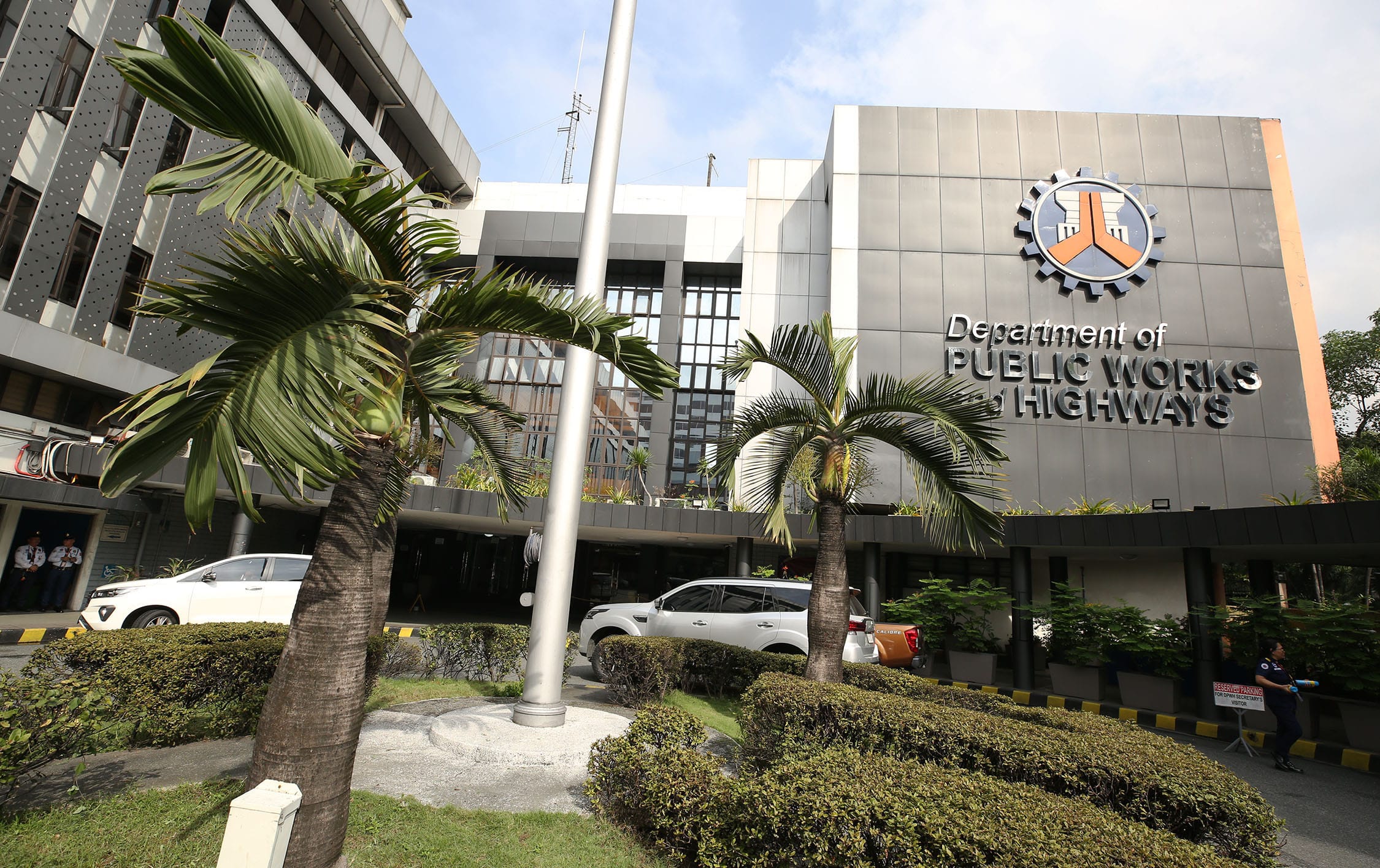 DPWH promotions, hiring:&nbsp;Performance not referrals