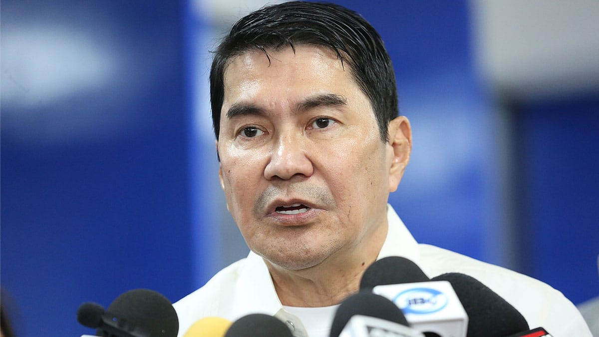 Senators consult Ombudsman, DOJ on blue ribbon report