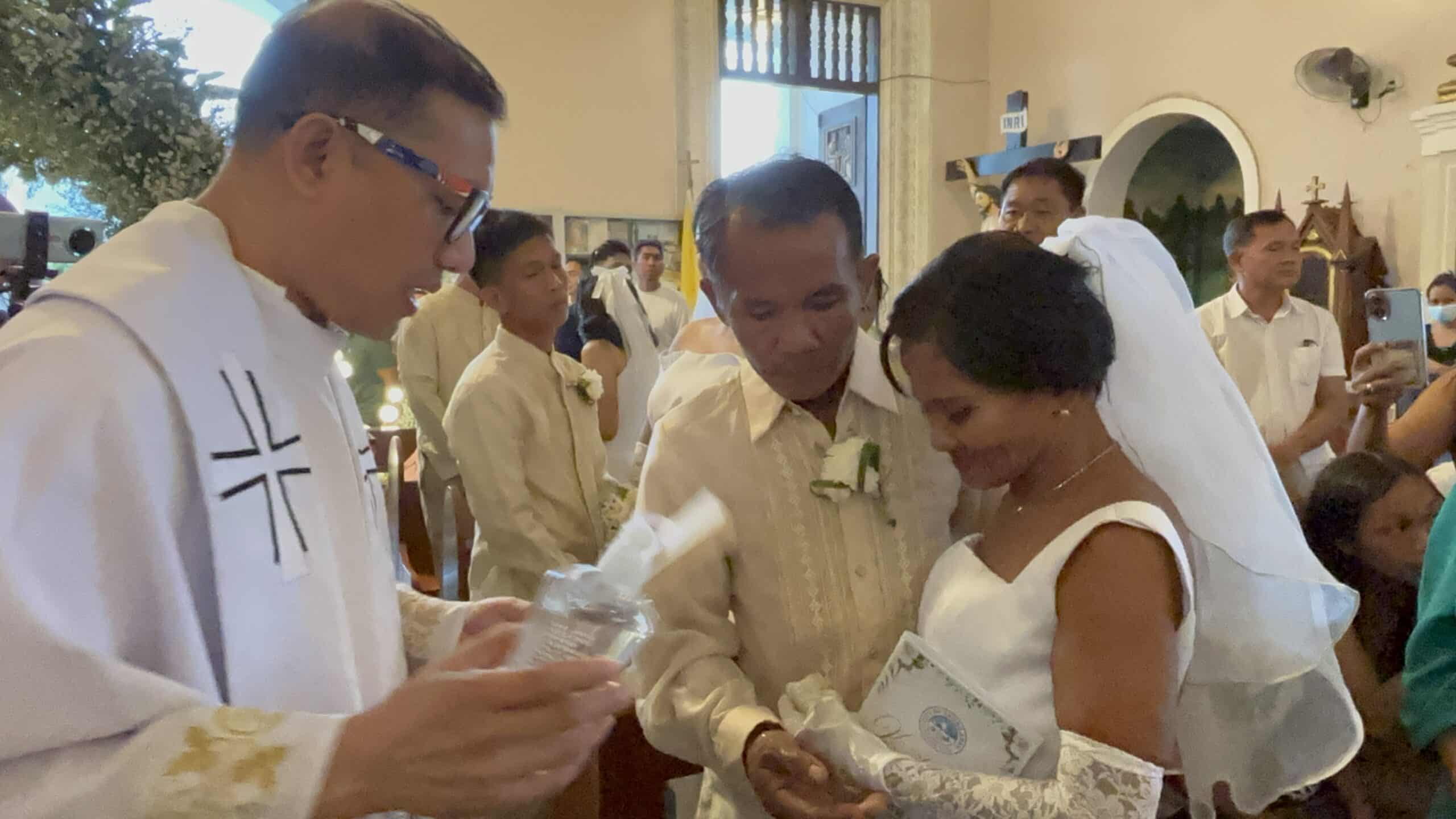 58 couples wed in Tagbilaran’s ‘Libreng Kasalan’