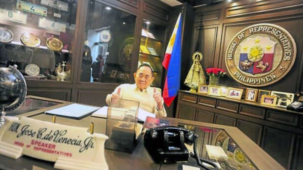 Dy, lawmakers mourn ex-Speaker De Venecia’s passing