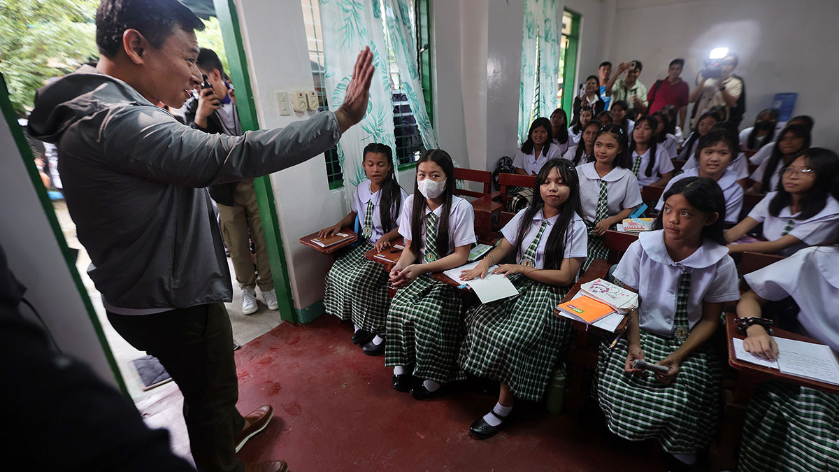 DepEd: Proposed school trimester system still under review