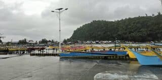 featured image right top story