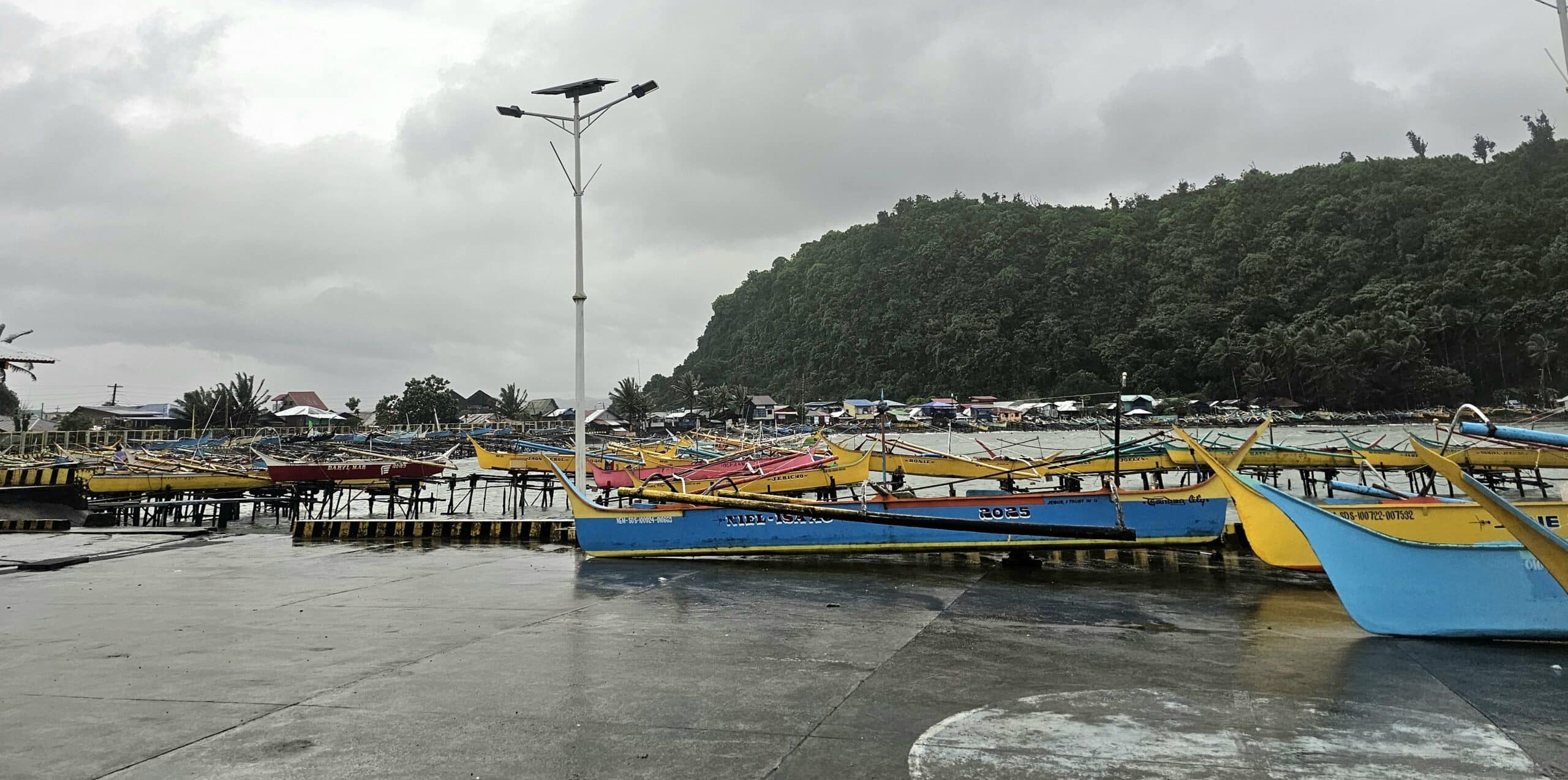 2,000 families seek shelter in evacuation centers in Surigao del Sur