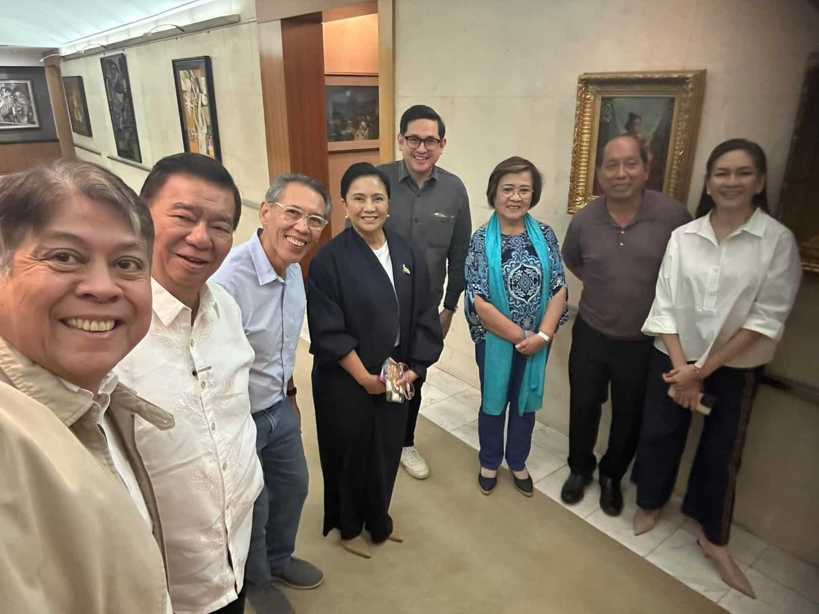LOOK: Robredo, Pangilinan lead meeting of opposition figures