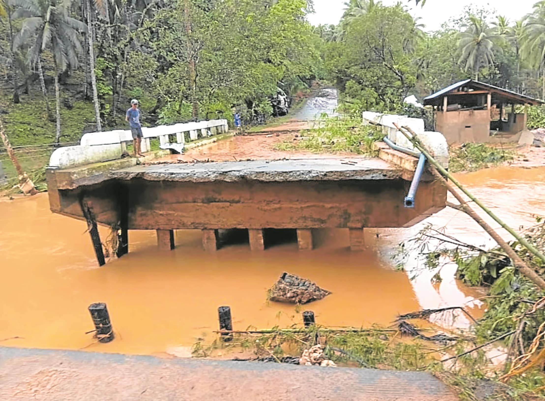 Four dead as Basyang whips Visayas, Mindanao