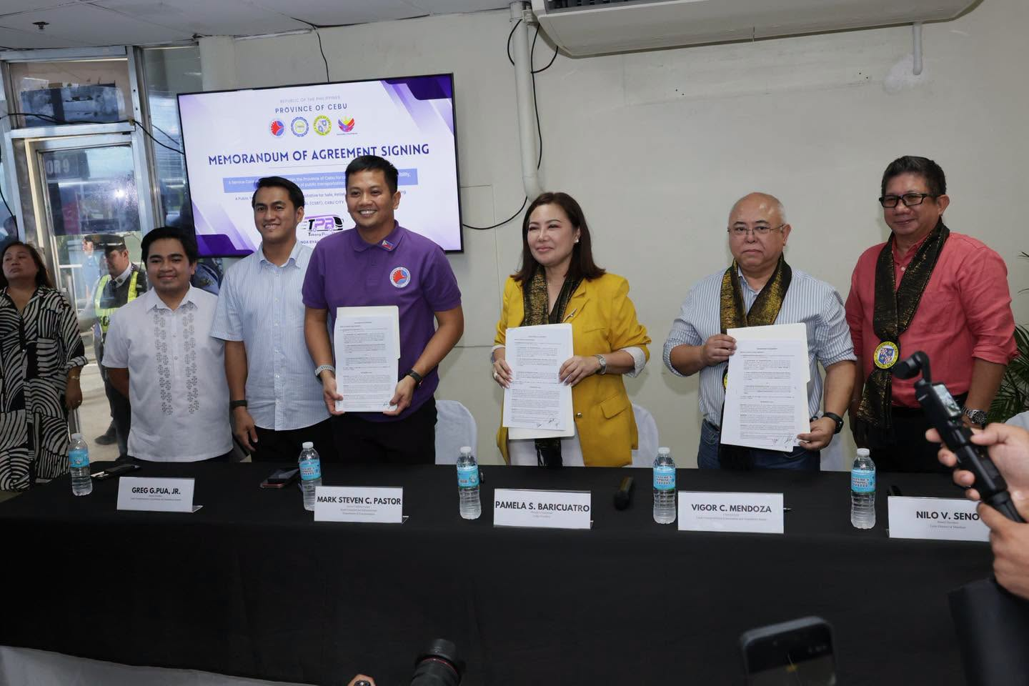 BOC discovers over P86.6M worth of abandoned onions from China