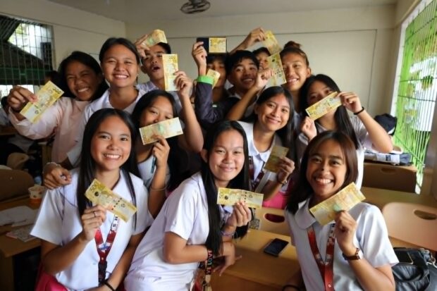 Kidapawan public school students get P1,000 subsidy sans fanfare
