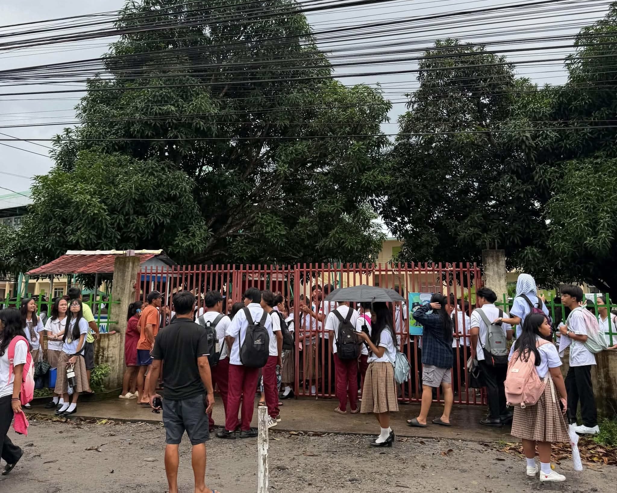 Zambales town sends students home after mass shooting threat