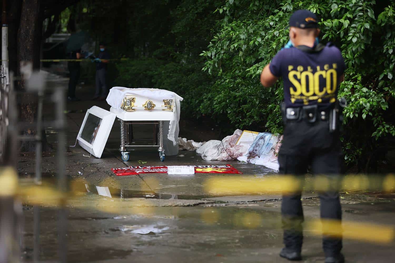 DFA on display of anti-China caskets: 'disrespectful'