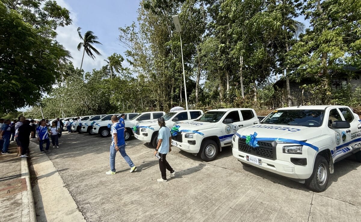 The Daraga local government unit turns over rescue vehicles to 54 barangays to strengthen their capacity to respond to emergencies and disasters without relying solely on the MDRRMO.