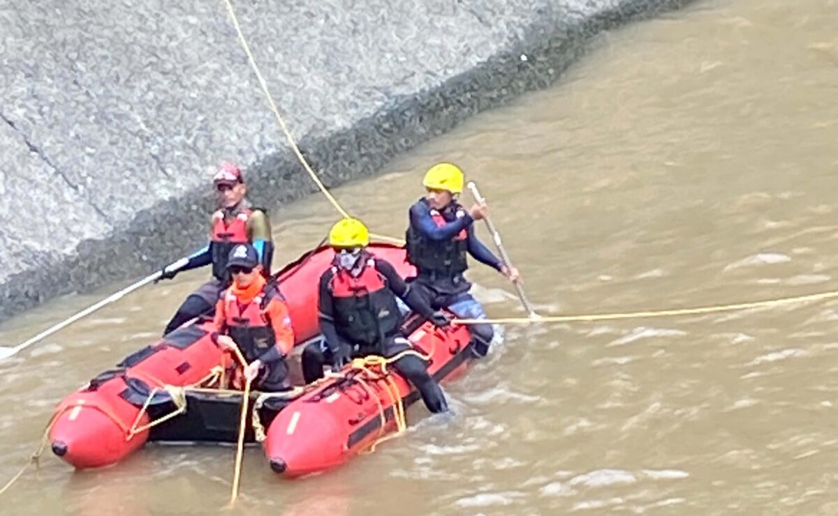 PCG divers join search for missing farmer in Bukidnon river