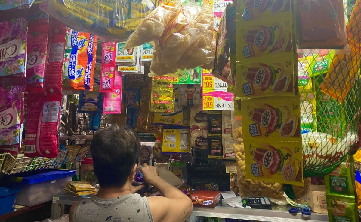 Sari-sari stores help bridge gaps in medicine access — study