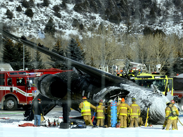 1 Killed, 2 Injured In Colorado Plane Crash | Inquirer News