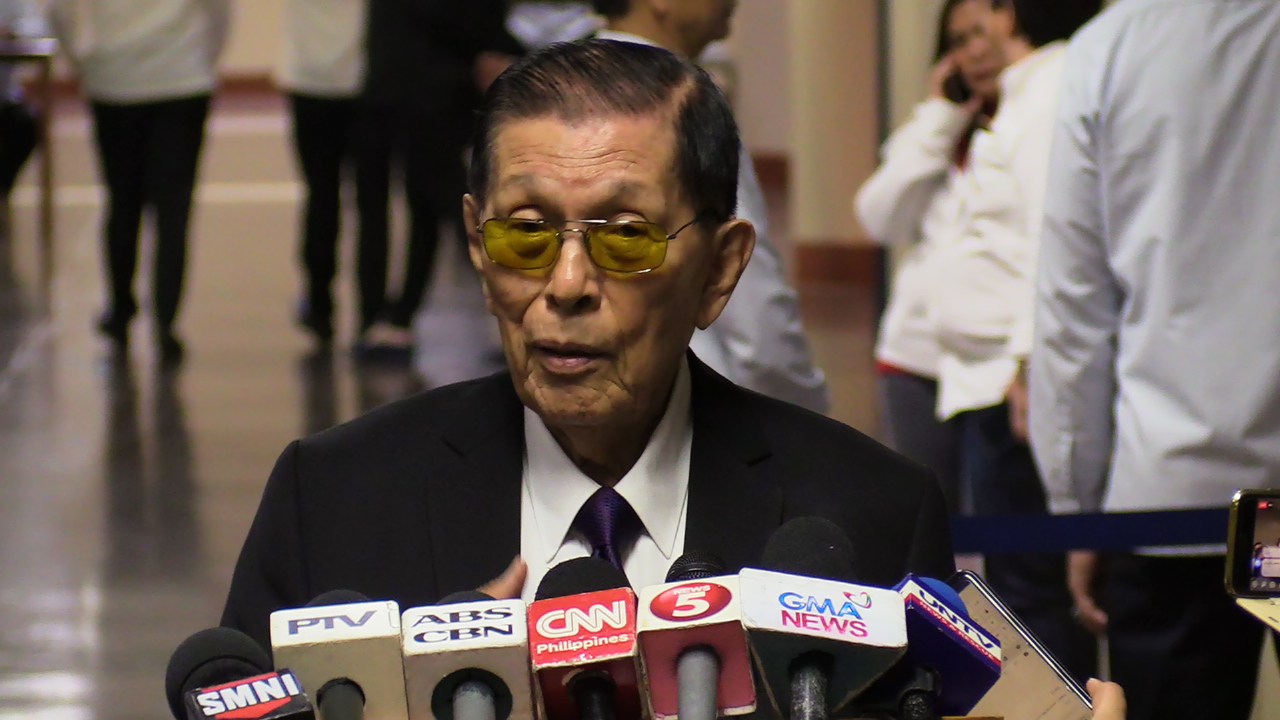 Enrile loses latest bid to snuff out testimony from prosecution evidence