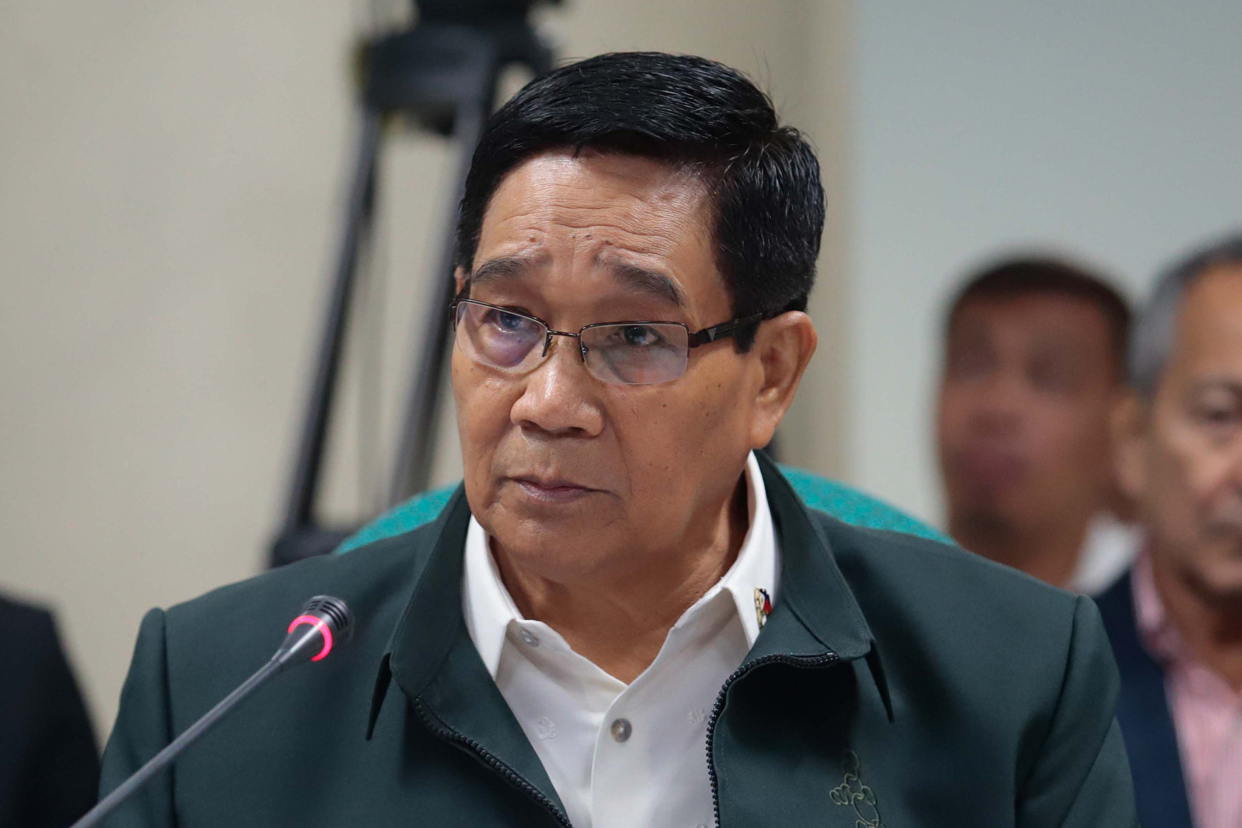 Ex-AFP chief mum on calls for Marcos resignation amid flood control mess