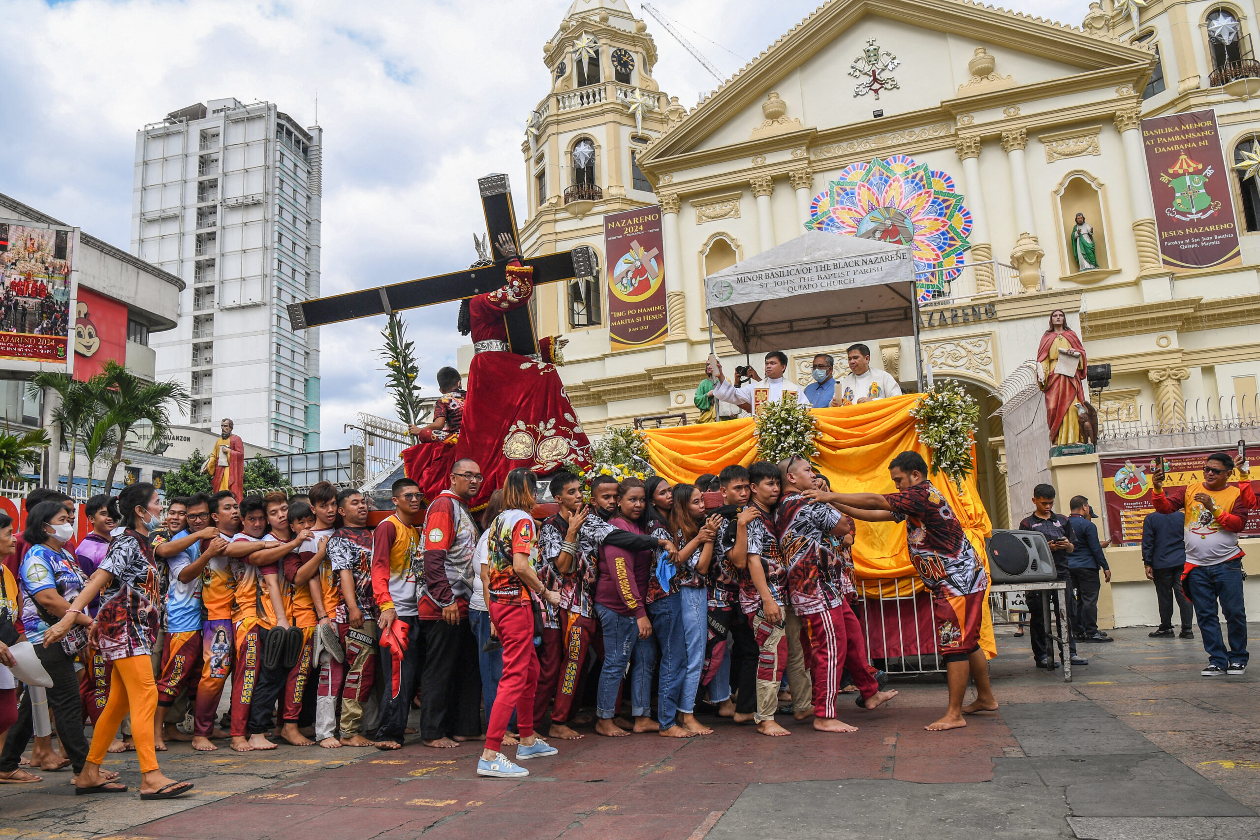 Quiapo Church lists entrances, exits for Nazareno 2026 Sunday Mass
