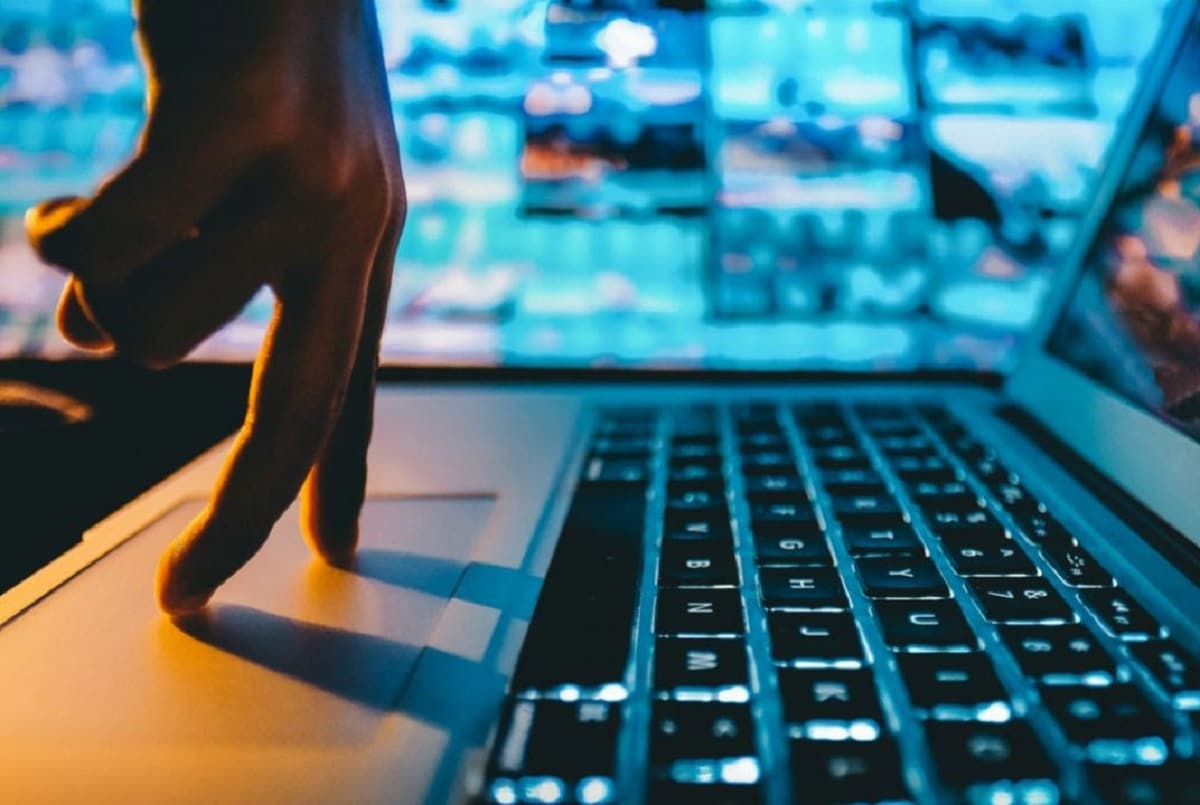 DICT to ‘Undas’ travelers: Report areas with weak signals