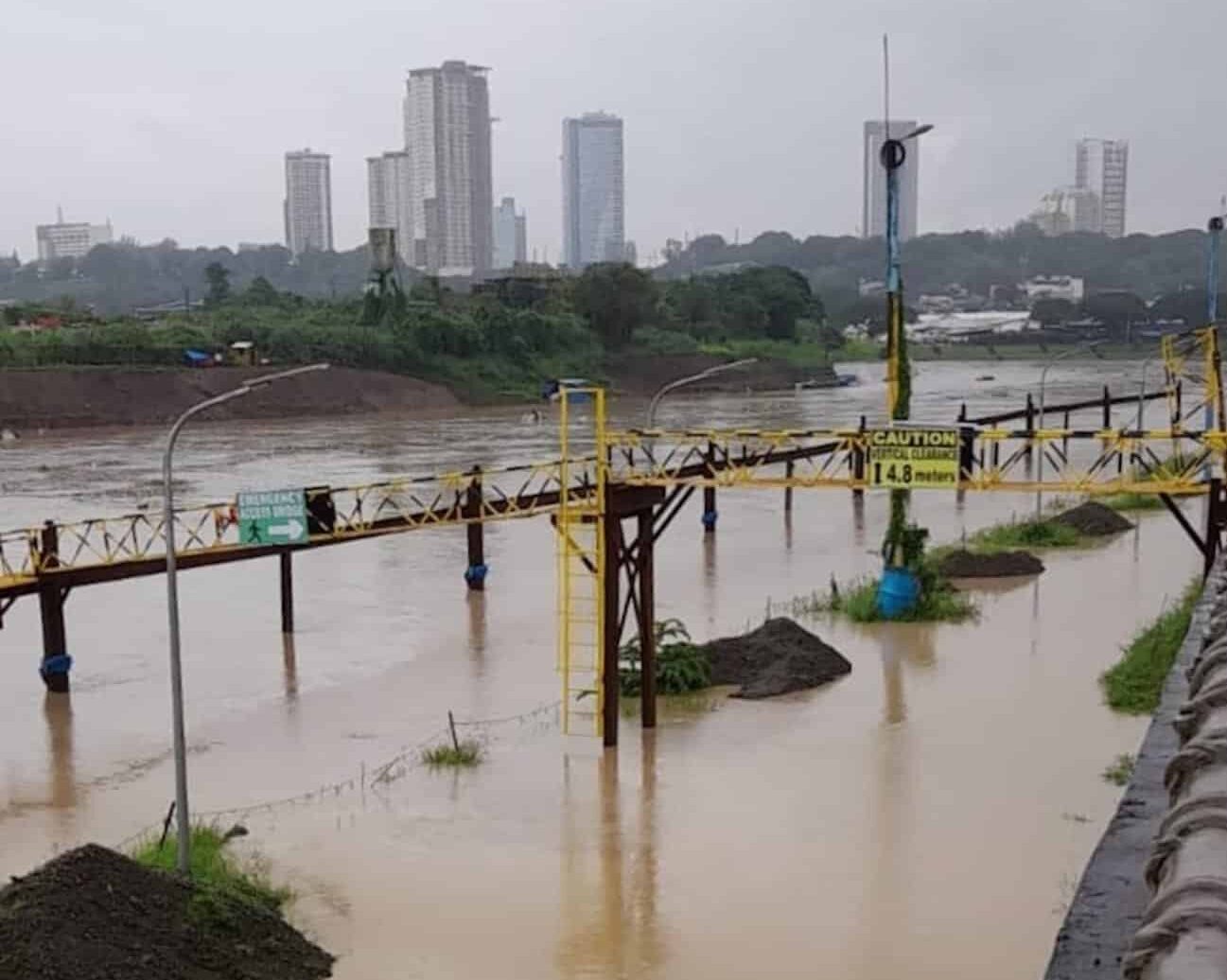 Marikina River water level subsides, but Alert Level 2 still up