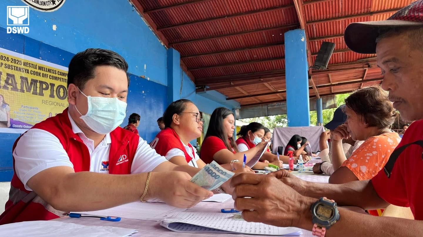 DSWD to cover burial expenses, give cash aid to Cebu quake victims