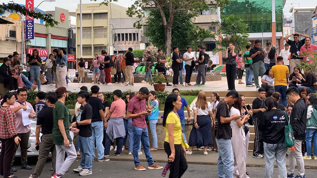 Strong quake in Davao Oriental sends Davao City residents onto streets