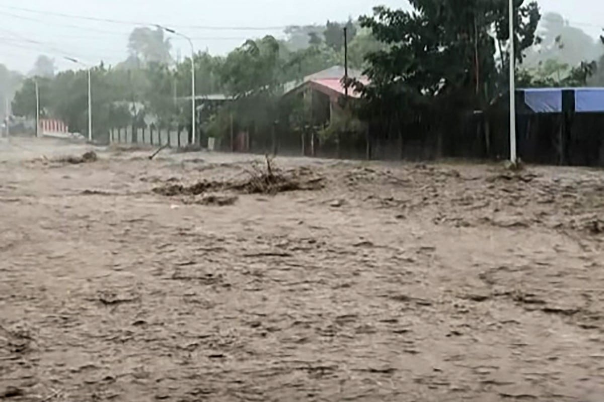 7 airports in Bicol Region suspend operations due to Super Typhoon Uwan