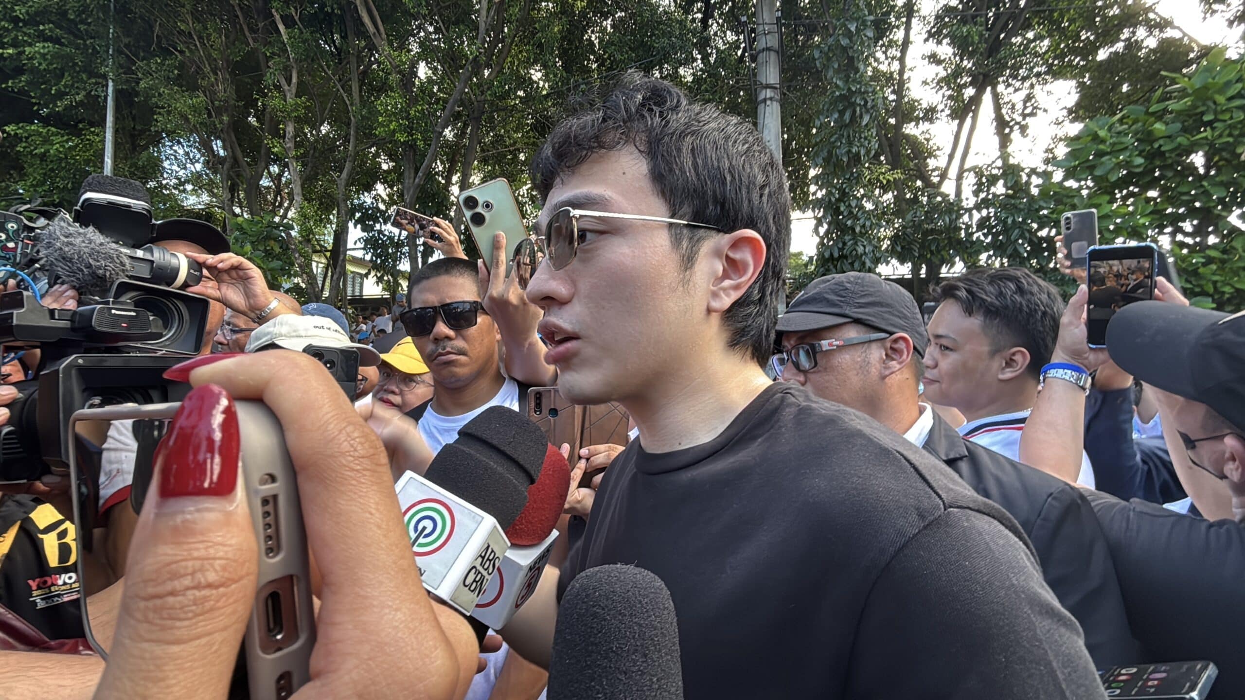 Barzaga calls for Marcos’ resignation anew at UPI rally