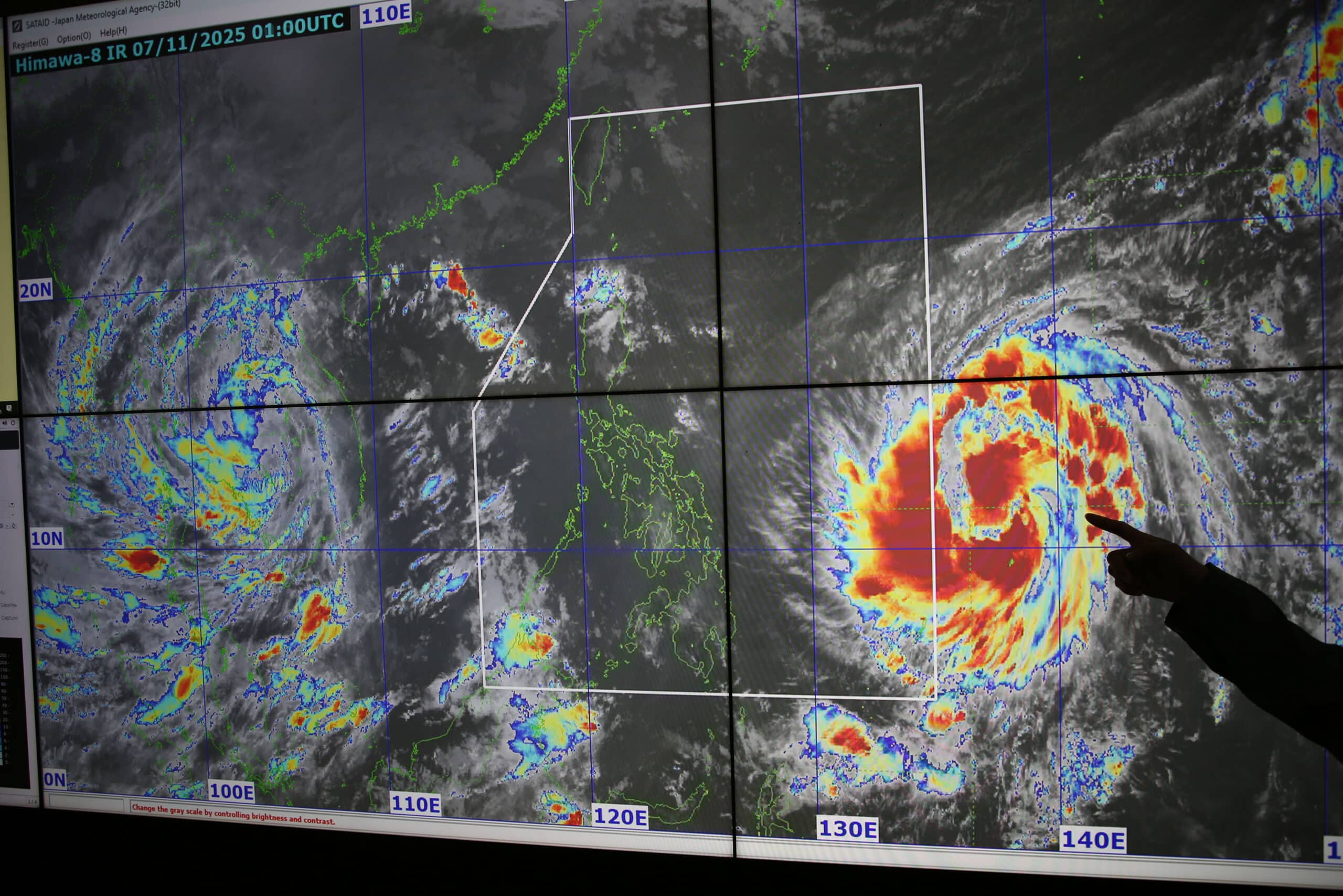 Calabarzon on red alert as Typhoon Uwan nears
