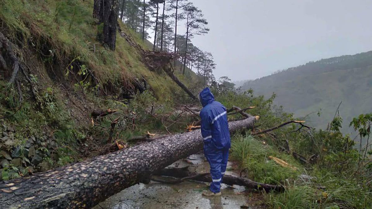 3 dead, several injured in Cordillera landslides triggered by Uwan