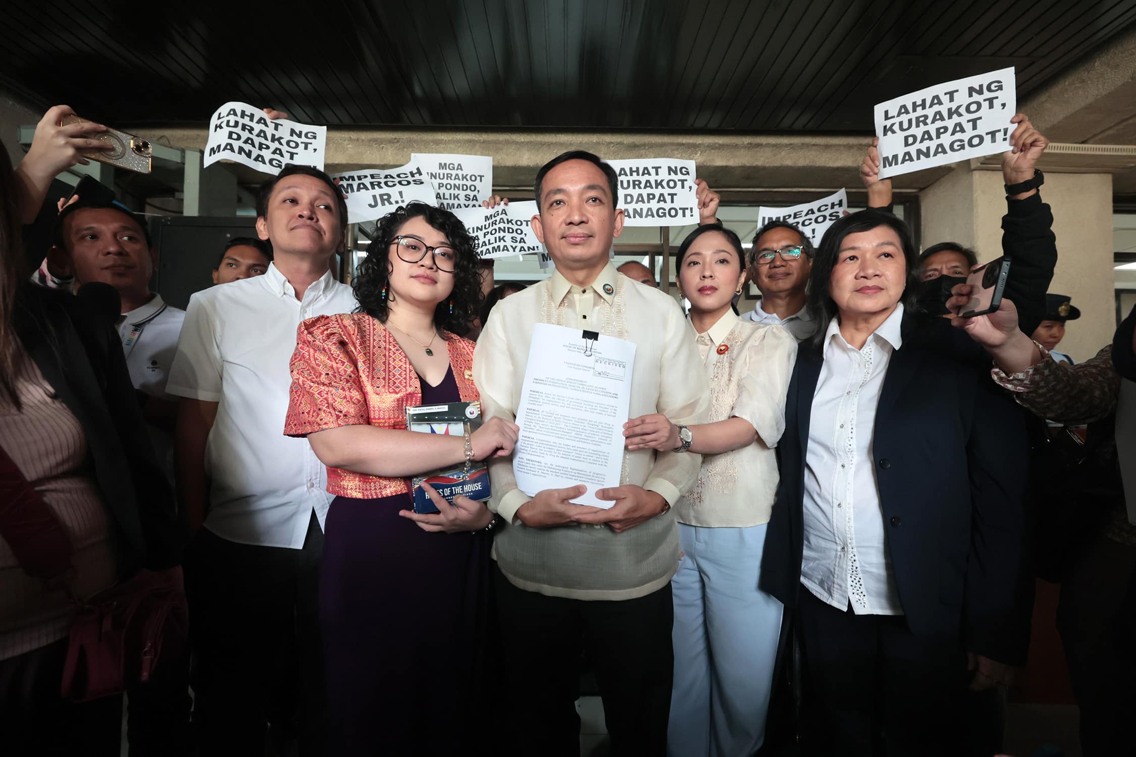 Solon calls for verification of signatures in Marcos impeachment raps