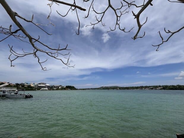 The Tagbilaran Strait separates the town of Dauis on Panglao Island from Tagbilaran City on mainland Bohol.