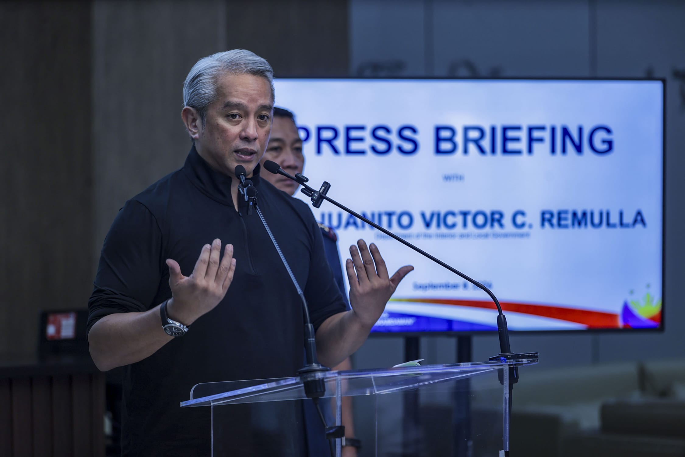 DILG chief: ‘We won’t allow’ Romualdez to stay at private hospital